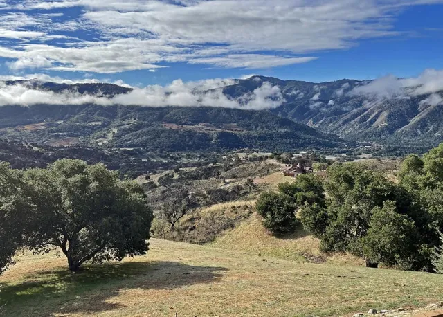 $1,195,000 | 18 Asoleado Drive, Carmel Valley, CA 93924