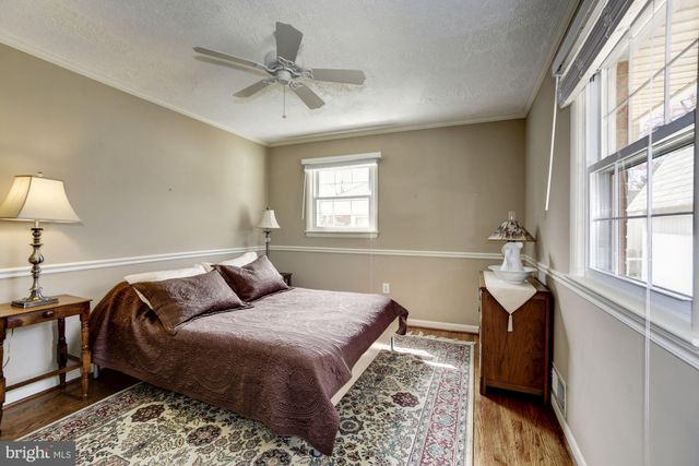 $549,000 | 3704 Randolph Street, Fairfax, VA 22030