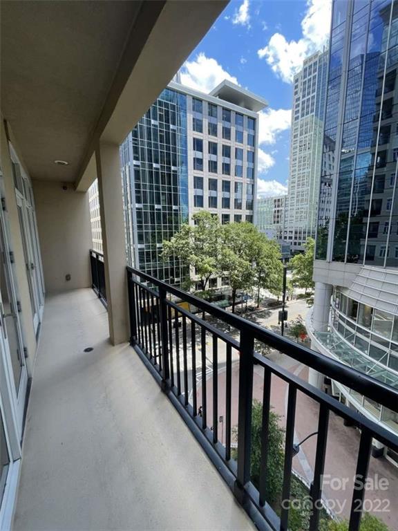 230 South Tryon Street, Unit 508 Charlotte, NC 28202 - Photo 21 of 24 a view of a balcony