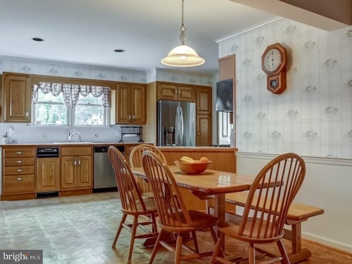439 Eaton Road Drexel Hill, PA 19026 - Photo 14 of 25 Kitchen