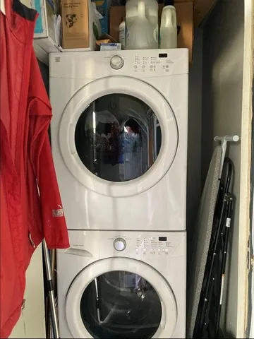 $1,350 | 2814 Nueces Street, Unit 207, Austin, TX 78705