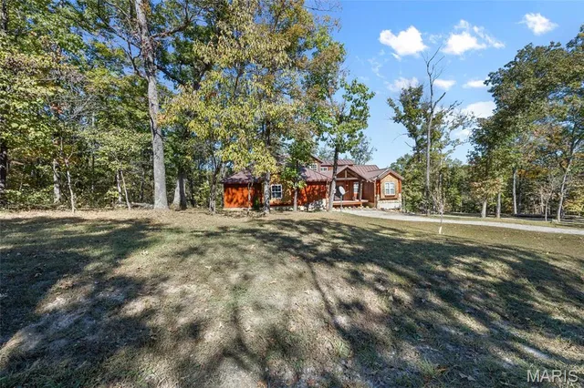 $379,000 | 11336 Choctaw Circle, Ste. Genevieve, MO 63670