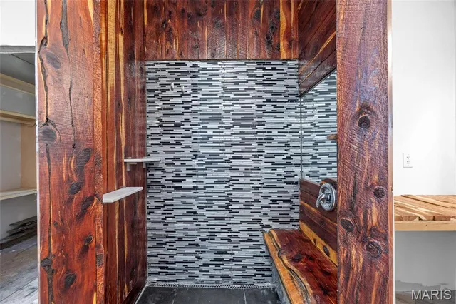 $379,000 | 11336 Choctaw Circle, Ste. Genevieve, MO 63670