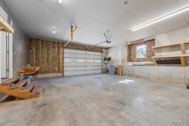 $379,000 | 11336 Choctaw Circle, Ste. Genevieve, MO 63670