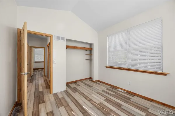 $379,000 | 11336 Choctaw Circle, Ste. Genevieve, MO 63670