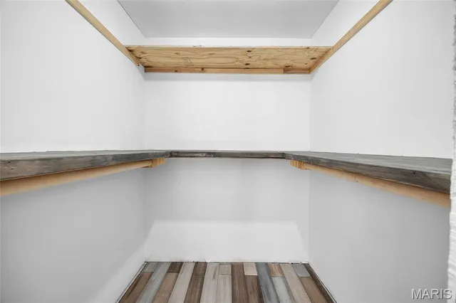 $379,000 | 11336 Choctaw Circle, Ste. Genevieve, MO 63670