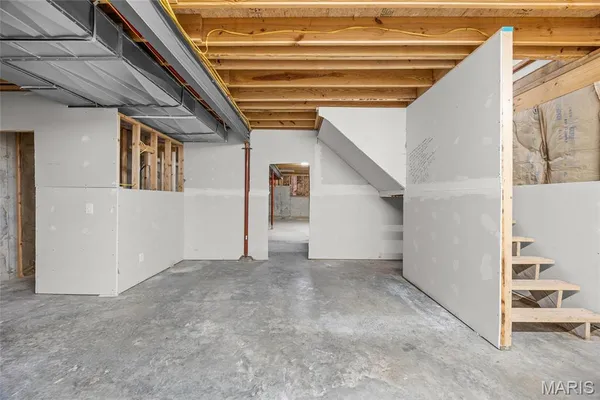 $379,000 | 11336 Choctaw Circle, Ste. Genevieve, MO 63670