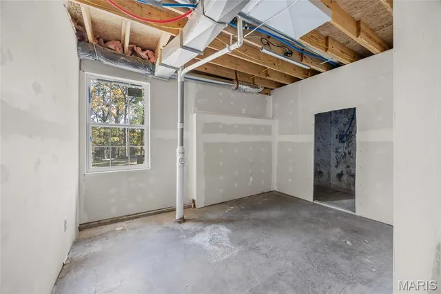 $379,000 | 11336 Choctaw Circle, Ste. Genevieve, MO 63670