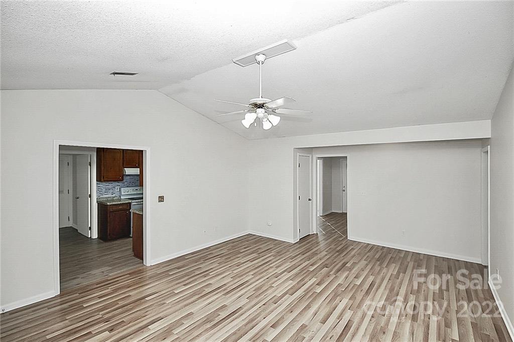 6535 Porterfield Road Charlotte, NC 28226 - Photo 8 of 33 Gallery Image 8