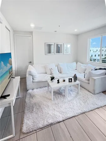 $430,000 | 6416 Northwest 102nd Court, Unit 304, Doral, FL 33178