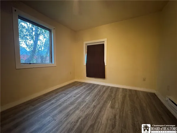 $199,999 | 5 South State Street, Ripley, NY 14775