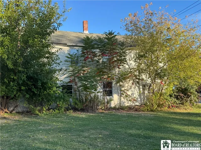 $220,000 | 5 South State Street, Ripley, NY 14775