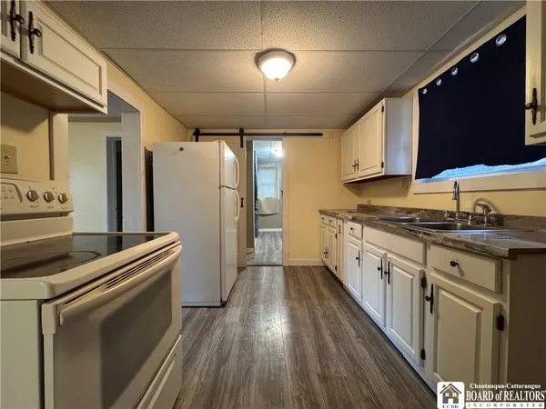 $199,999 | 5 South State Street, Ripley, NY 14775