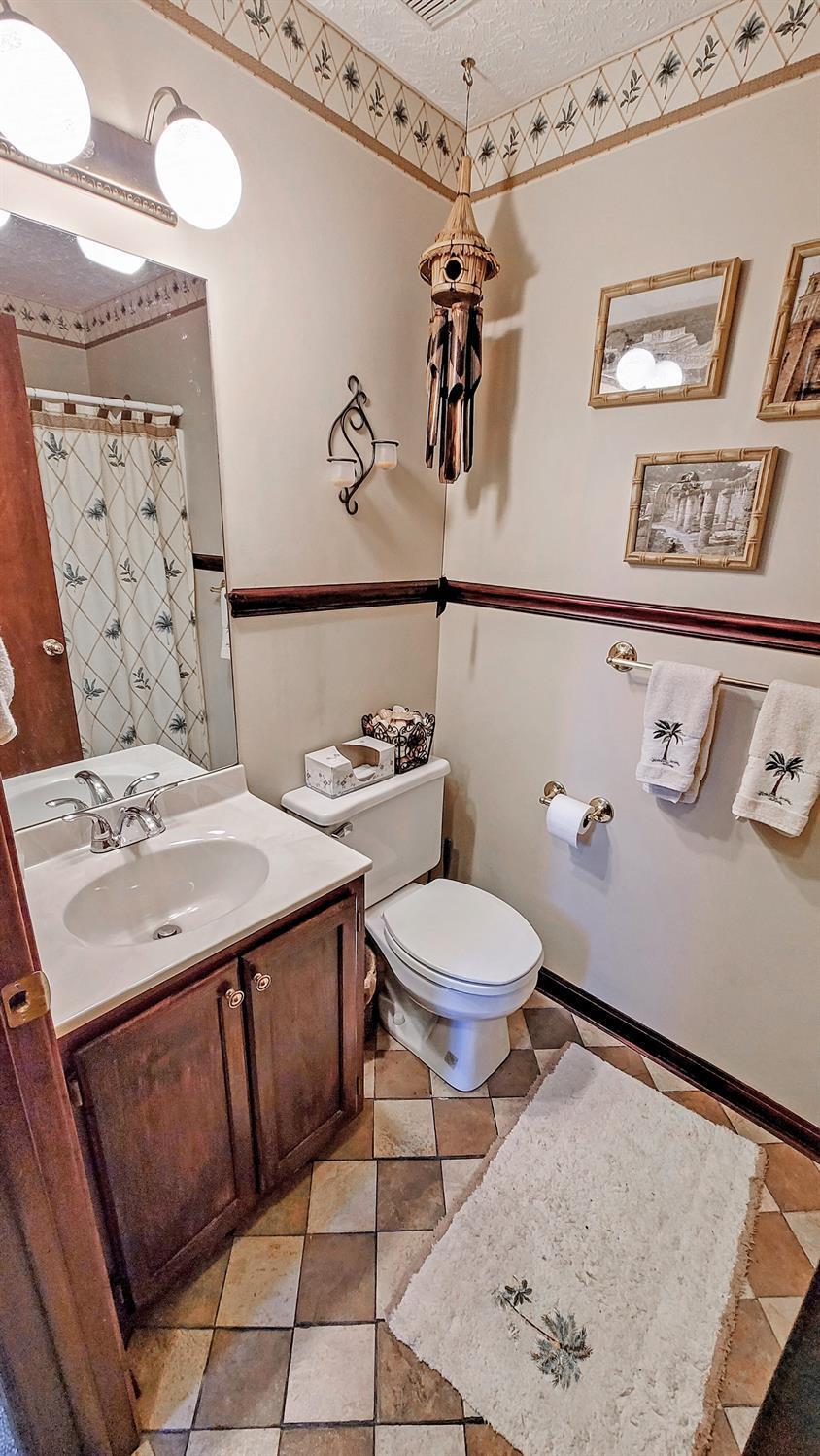 6627 Taylor Road Cincinnati, OH 45248 - Photo 21 of 29