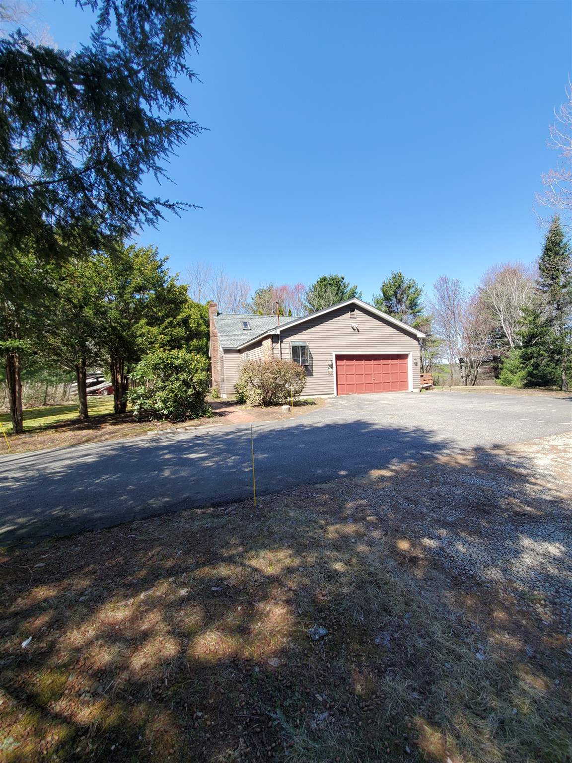 147 County Farm Road Dover, NH 03820 - Photo 3 of 39 Gallery Image 3