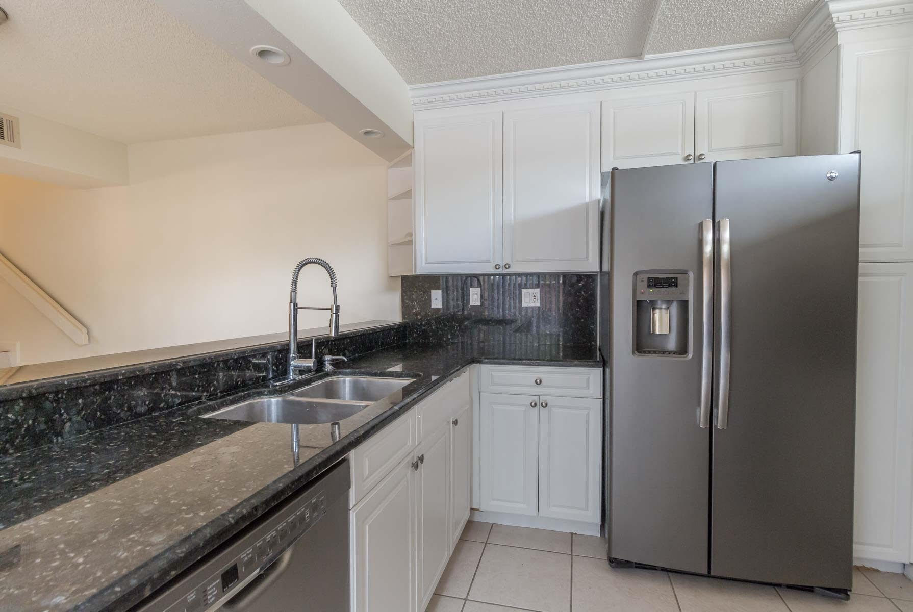 8189 Severn Drive Boca Raton, FL 33433 - Photo 13 of 43 Kitchen