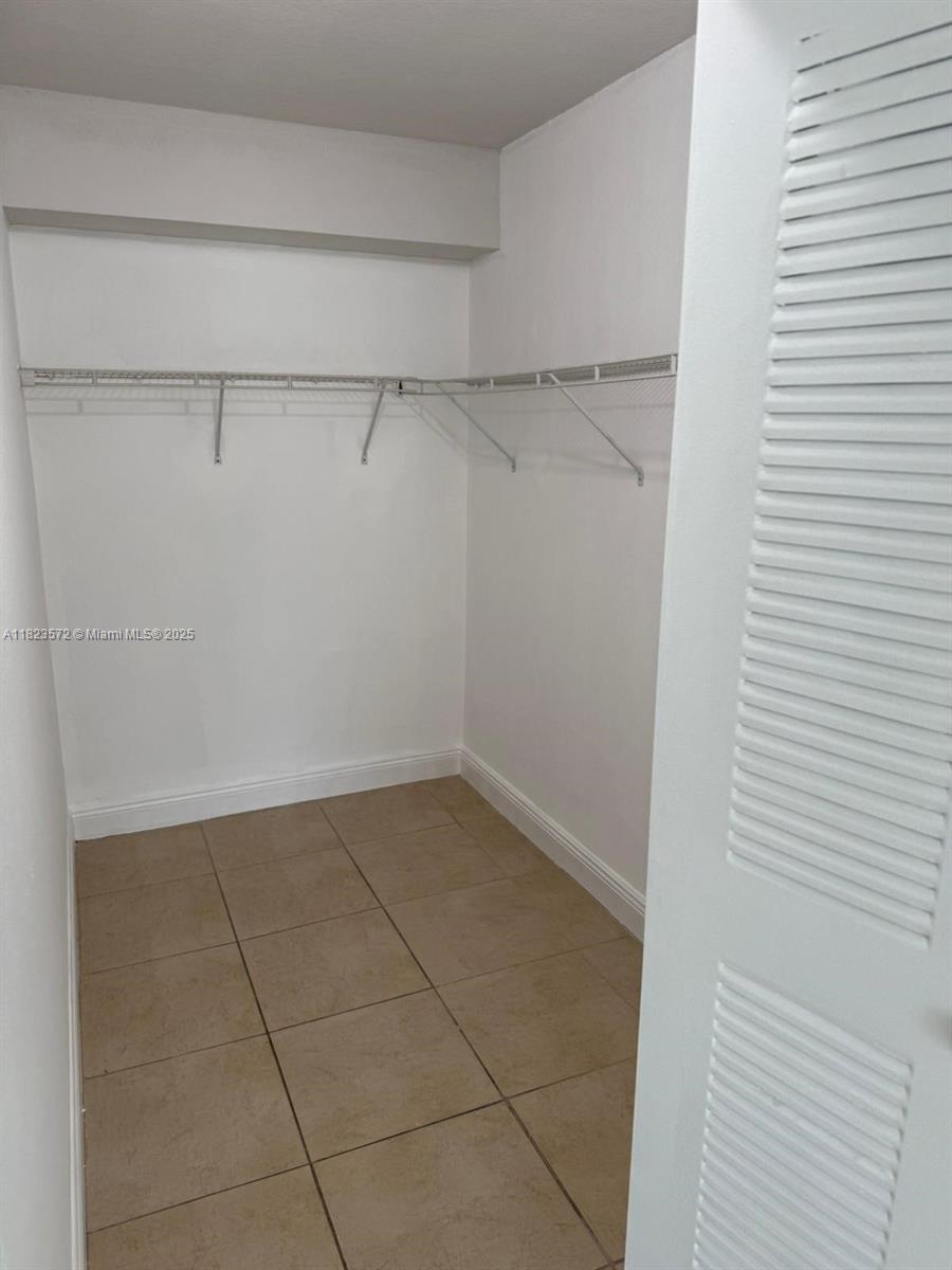 15422 Southwest 284th Street, Unit 7207 Homestead, FL 33033 - Photo 21 of 36 a view of a room