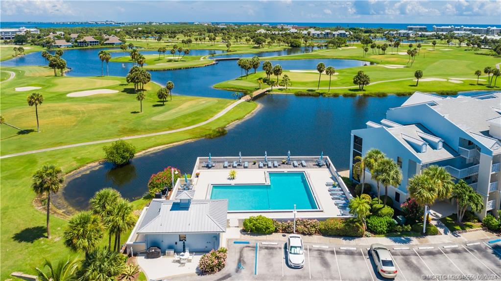 40 Northeast Plantation Road, Unit 404 Stuart, FL 34996 - Photo 2 of 29