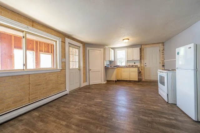 $1,200,000 | 6 Various Addresses, Mexico, ME 04257