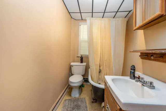 $1,200,000 | 6 Various Addresses, Mexico, ME 04257