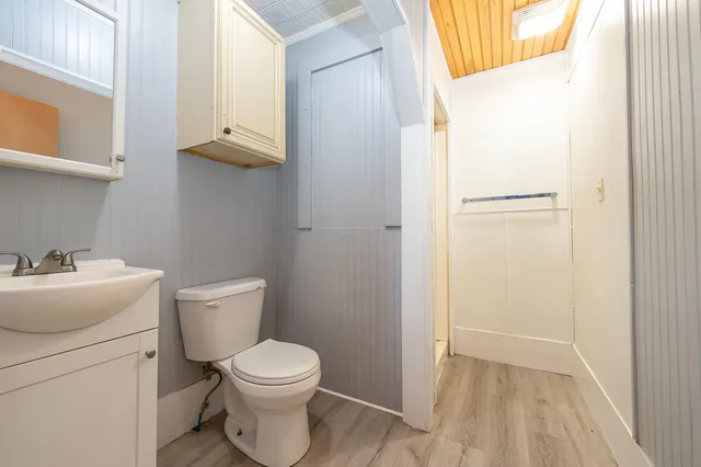 $1,200,000 | 6 Various Addresses, Mexico, ME 04257