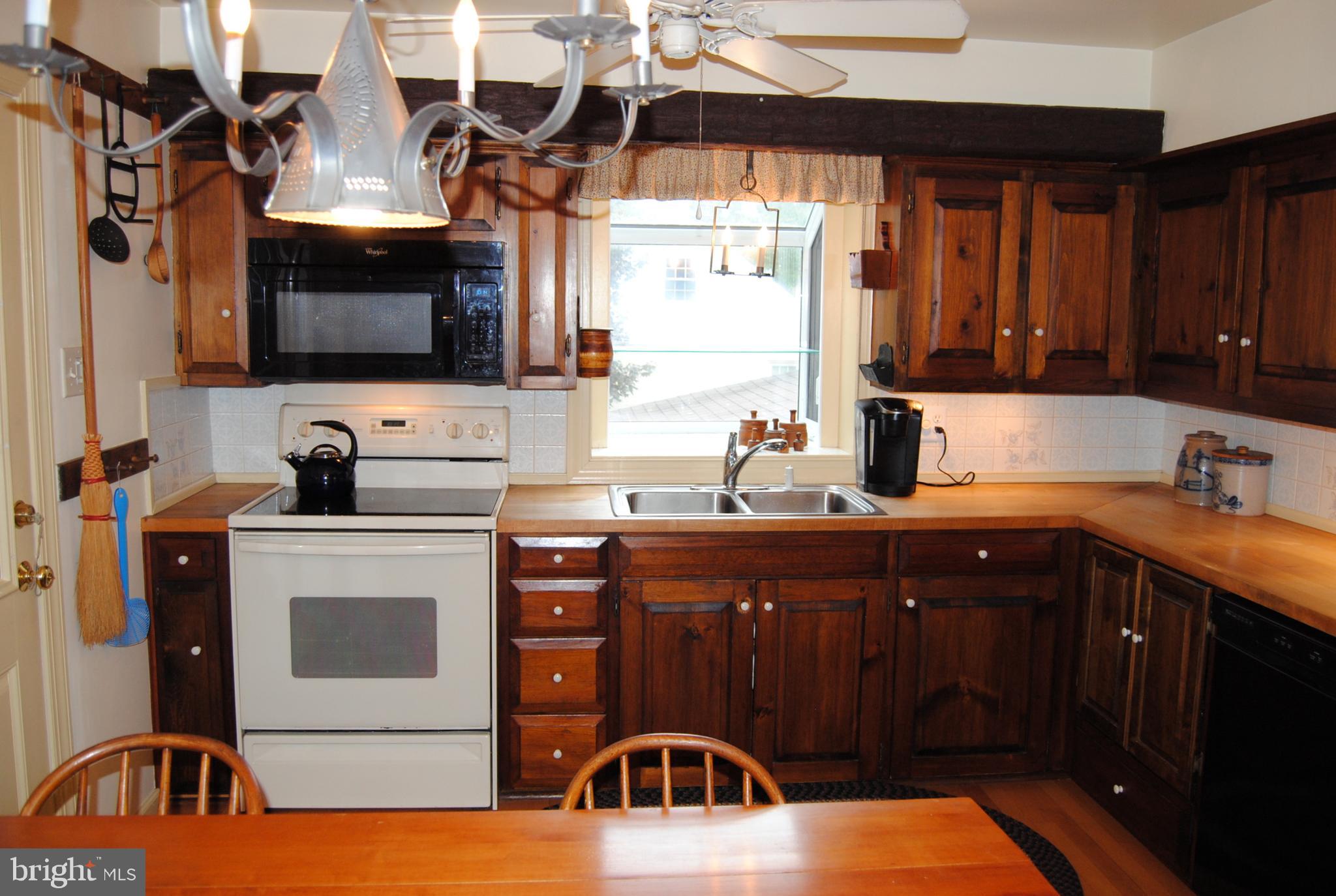 1816 Turk Road Doylestown, PA 18901 - Photo 8 of 34