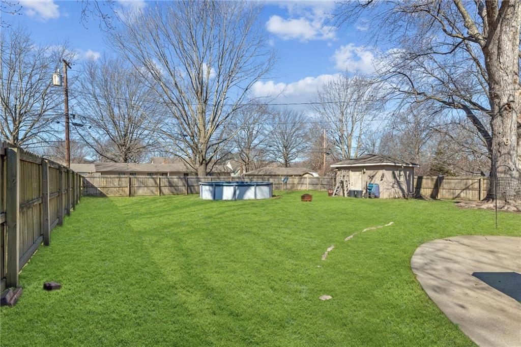 104 Southwest Alderson Place Lee's Summit, MO 64063 - Photo 18 of 23