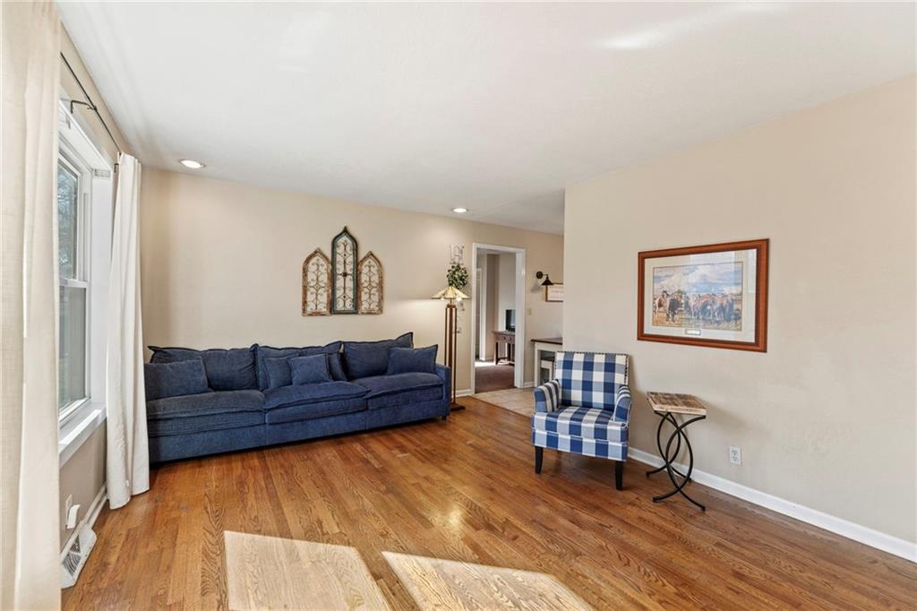 104 Southwest Alderson Place Lee's Summit, MO 64063 - Photo 5 of 23