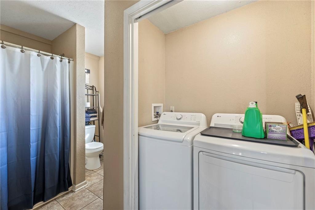 104 Southwest Alderson Place Lee's Summit, MO 64063 - Photo 10 of 23