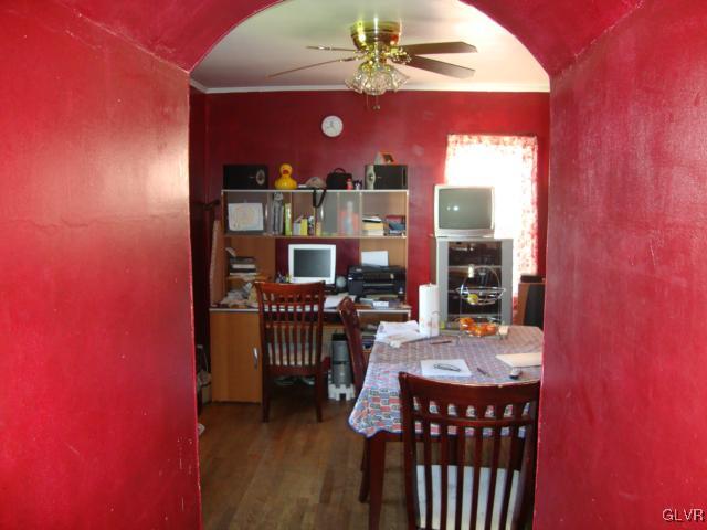 1149 Ridge Avenue Allentown, PA 18102 - Photo 3 of 5 Gallery Image 3