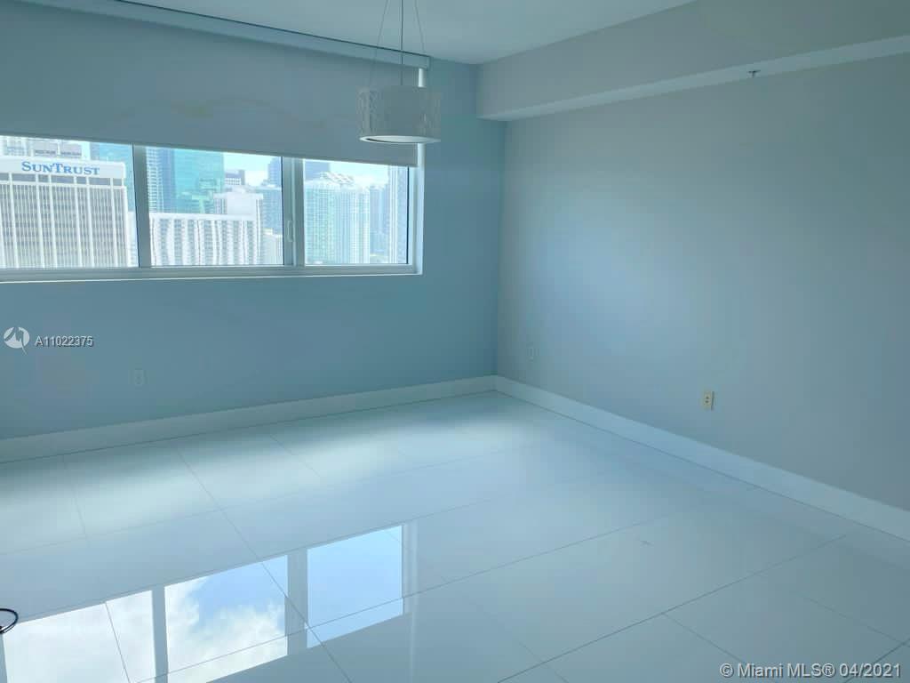 244 Biscayne Boulevard, Unit 3003 Miami, FL 33132 - Photo 13 of 30