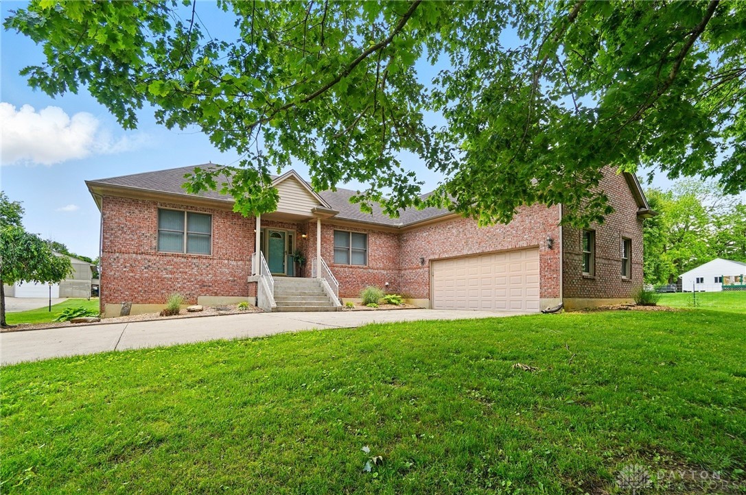 3862 Robinson Vail Road Franklin, OH 45005 - Photo 2 of 65 Gallery Image 2