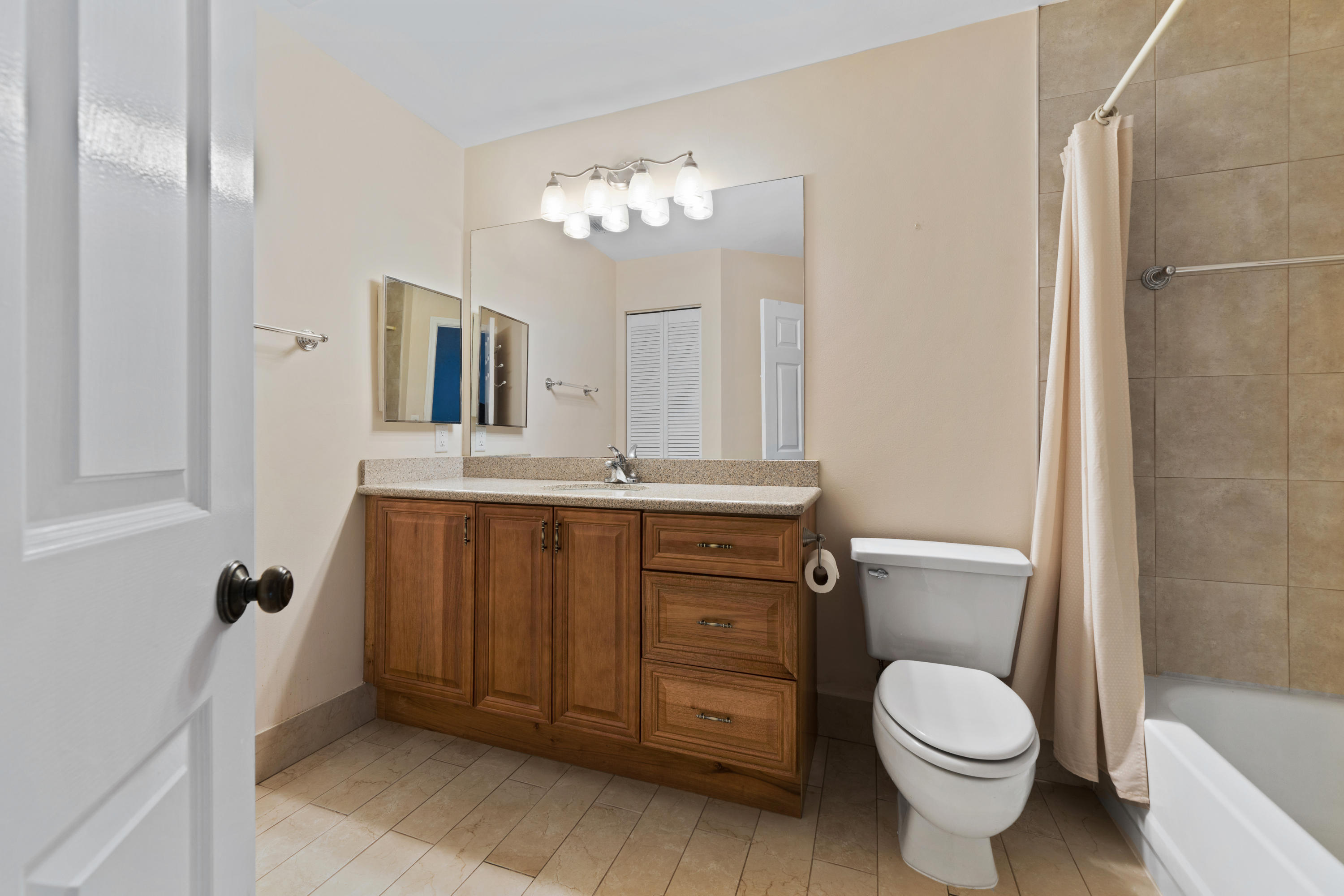 768 St Albans Drive Boca Raton, FL 33486 - Photo 15 of 29 #2 Bathroom