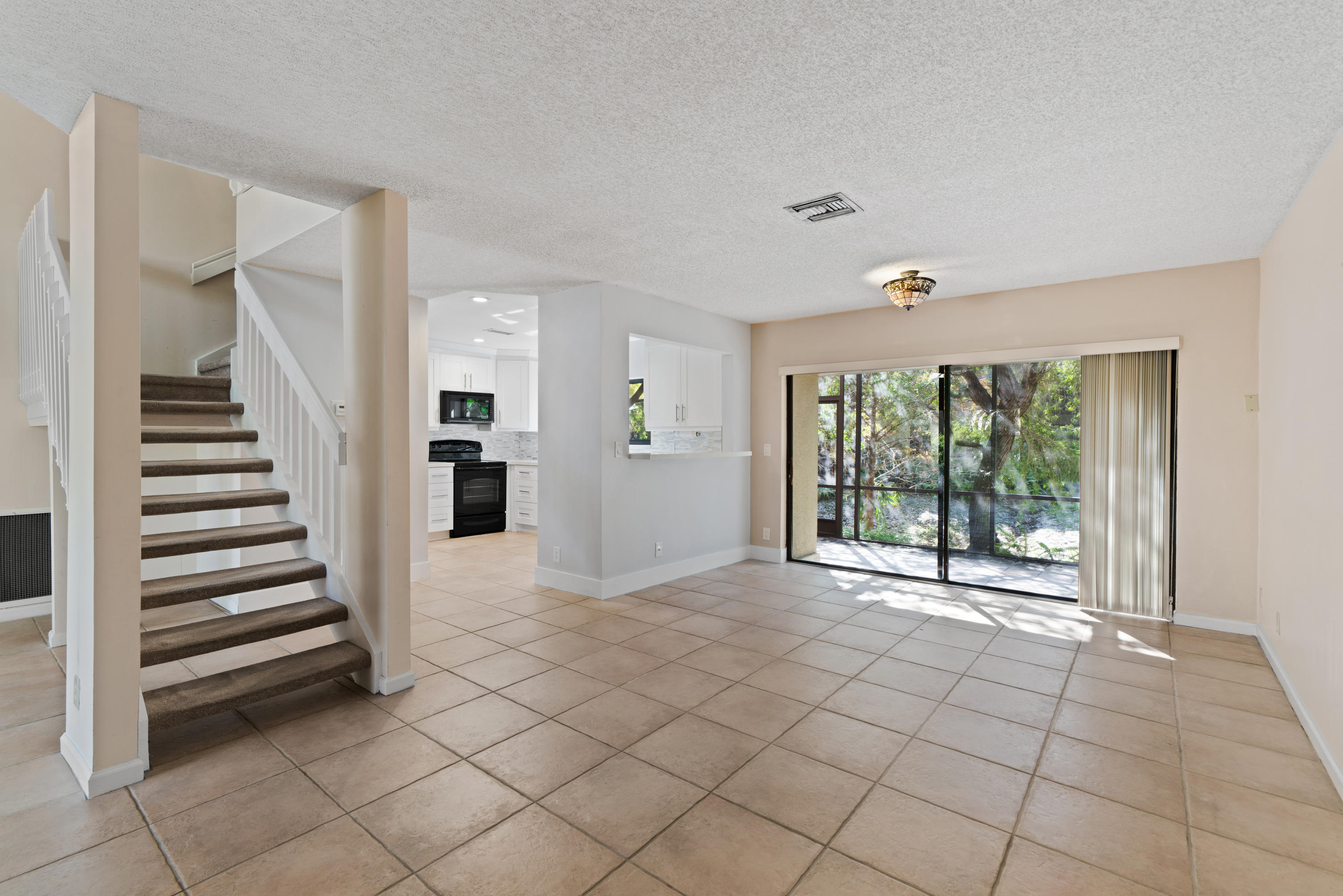 768 St Albans Drive Boca Raton, FL 33486 - Photo 7 of 29 Dining Room