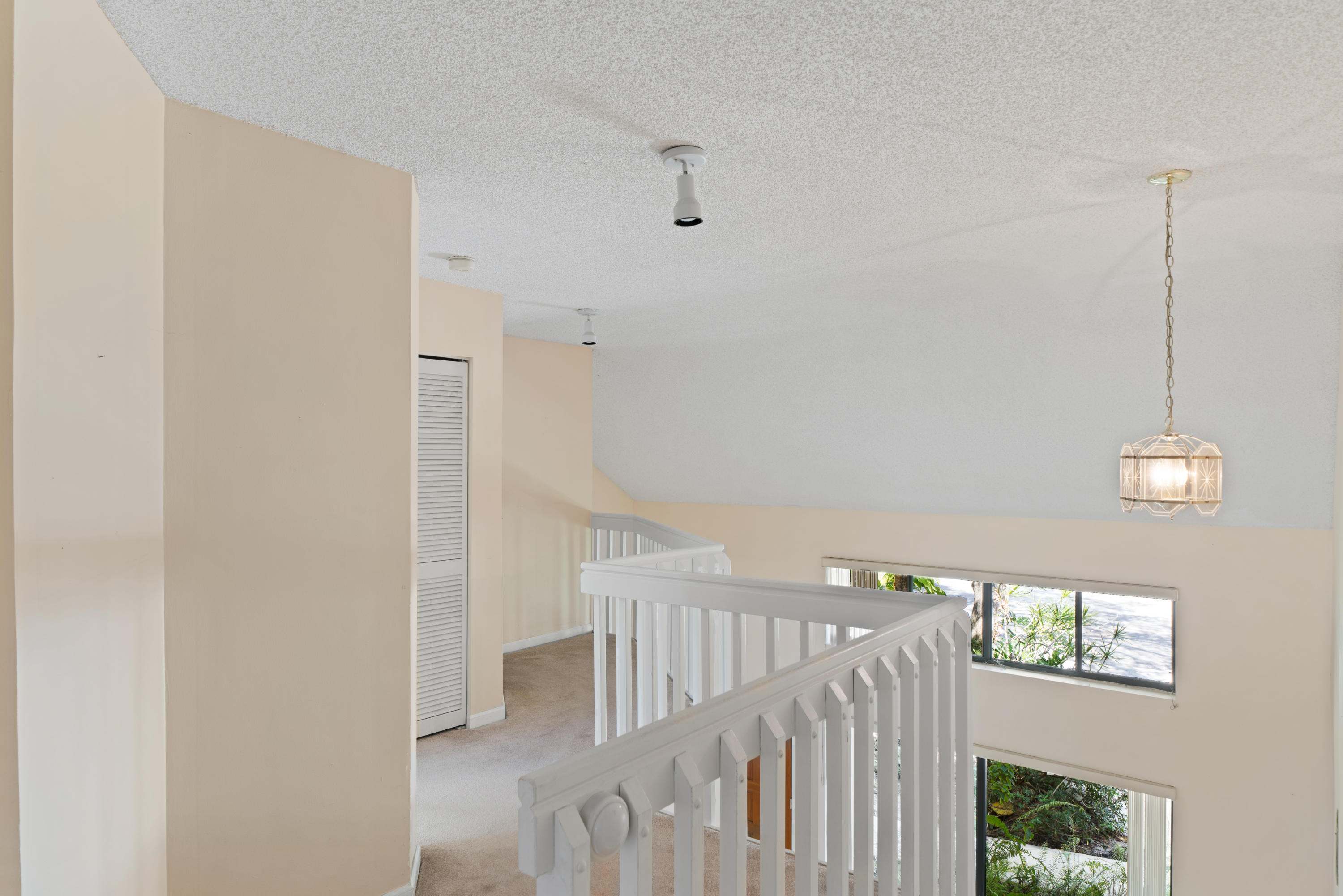 768 St Albans Drive Boca Raton, FL 33486 - Photo 9 of 29 Balcony