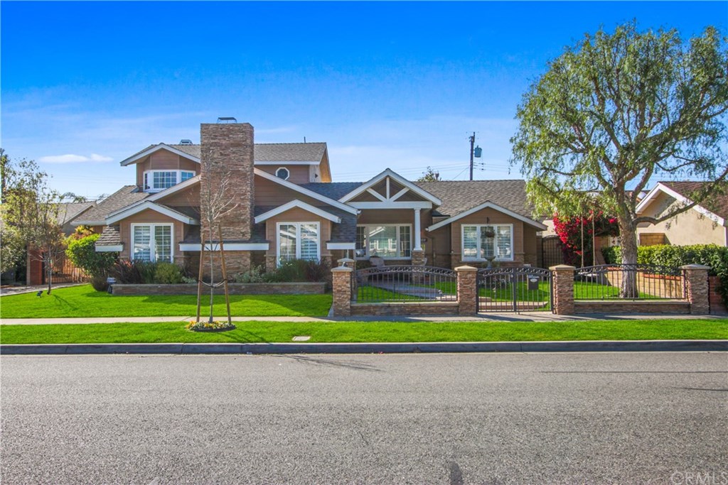 Welcome home to 12031 Weatherby Road, Rossmoor.