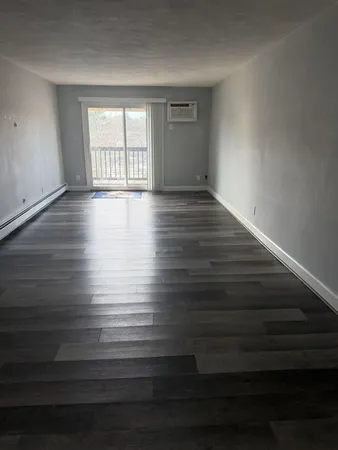 $2,200 | 210 Brook Village Road, Unit 38, Nashua, NH 03062