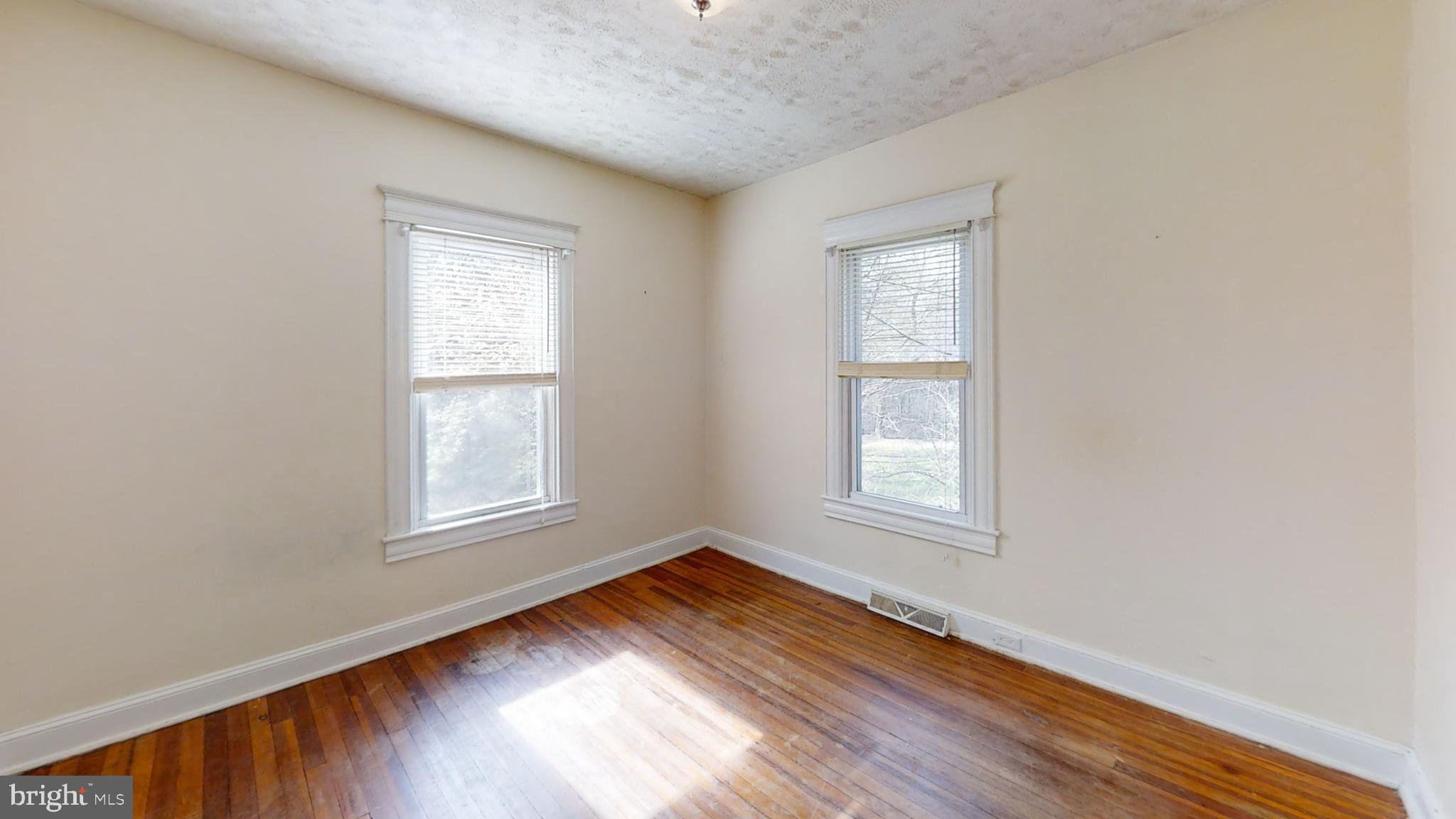 1147 Delmont Road Severn, MD 21144 - Photo 8 of 18 Gallery Image 8