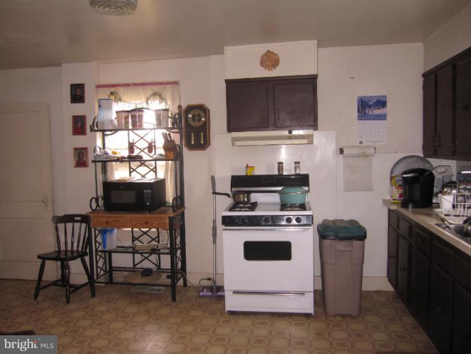 11911 Cregger Road Keymar, MD 21757 - Photo 16 of 19 Kitchen