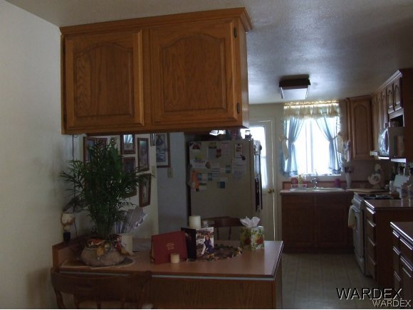 10325 Compass Road Parker, AZ 85344 - Photo 6 of 11 Gallery Image 6