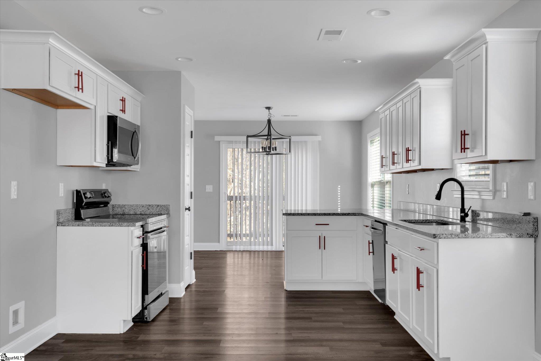 173 Riverside Drive Taylors, SC 29687 - Photo 5 of 15