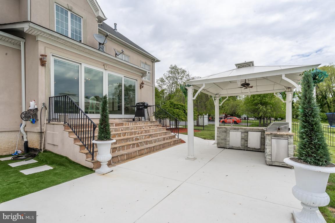 6779 Keller Lime Plant Road Frederick, MD 21703 - Photo 27 of 74 Step Outside