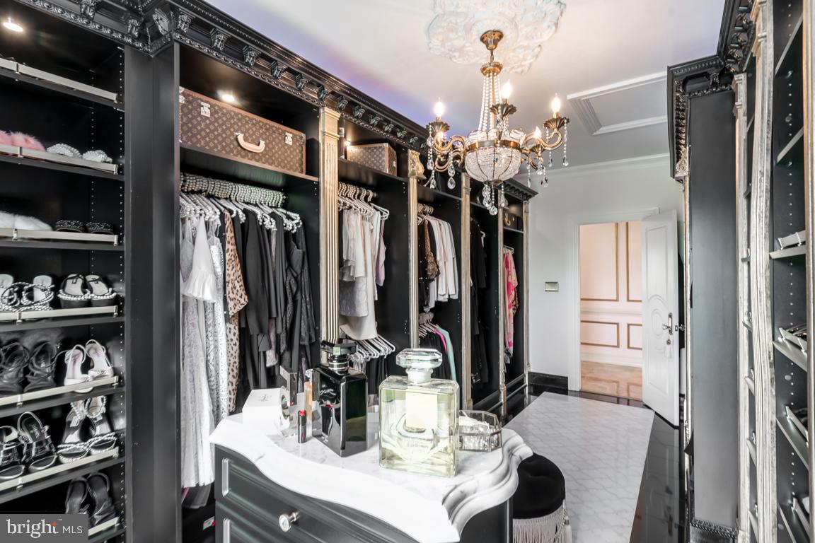 6779 Keller Lime Plant Road Frederick, MD 21703 - Photo 49 of 74 a view of a dining room with furniture