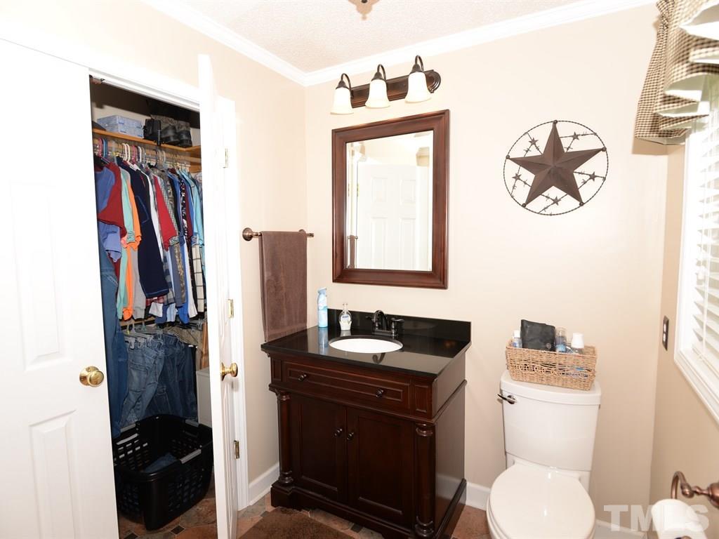 2164 Cole Road Clayton, NC 27520 - Photo 14 of 25 Gallery Image 14