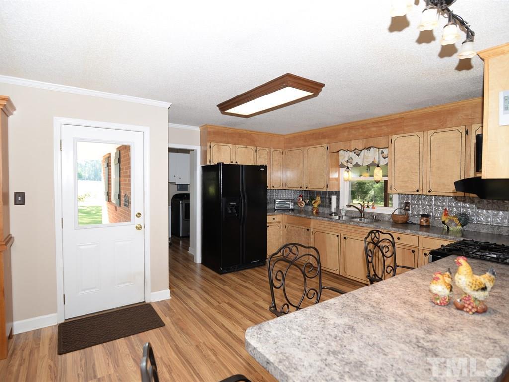 2164 Cole Road Clayton, NC 27520 - Photo 7 of 25 Gallery Image 7