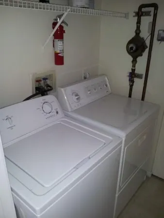 $1,990 | 8761 Wiles Road, Unit 303, Coral Springs, FL 33067