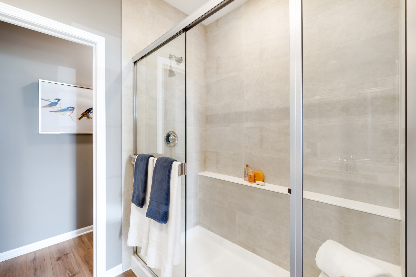 430 Cottrell Lane Aurora, IL 60506 - Photo 12 of 17 a bathroom with a shower and toilet