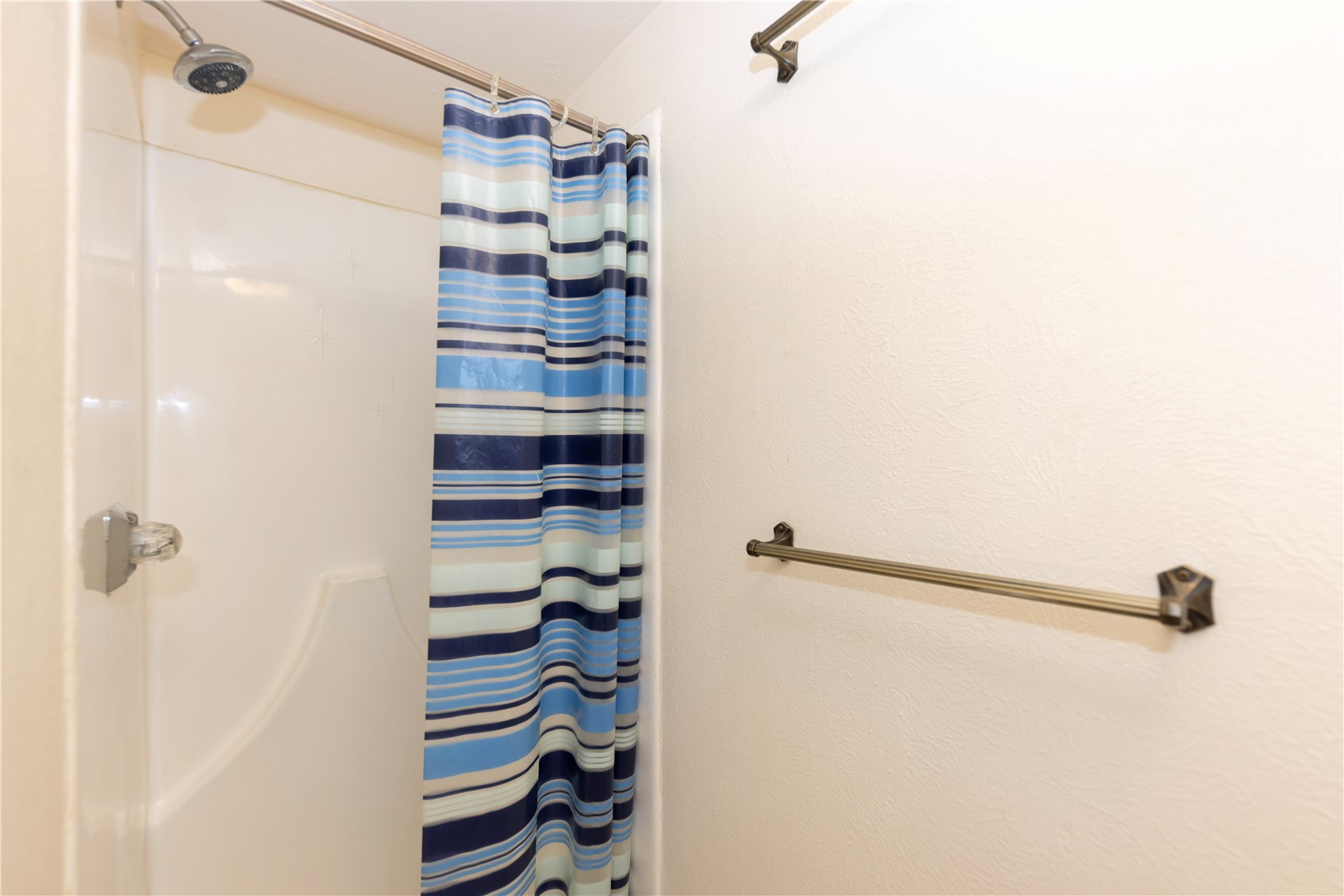 9800 Ryan Gulch Road, Unit 105 Silverthorne, CO 80498 - Photo 23 of 40
