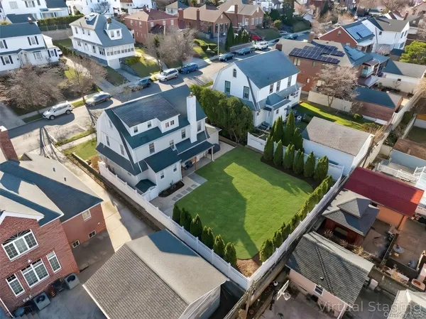 $1,830,000 | 35-20 165th Street | Murray Hill - Flushing