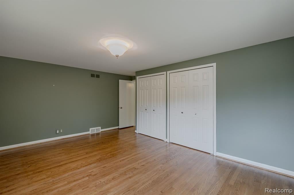 1050 Top View Road Bloomfield Hills, MI 48304 - Photo 10 of 53 Gallery Image 10